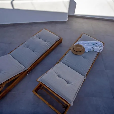 The Pelican Heritage House.